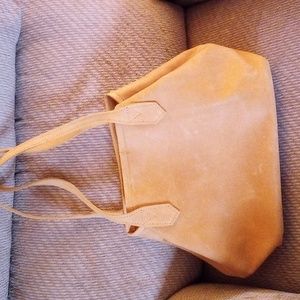 Karama Collection leather bag